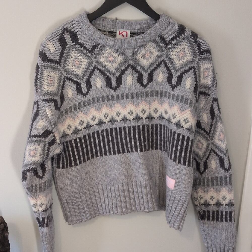 Kari Traa Gray and Pink Patterned Wool Sweater M EUC
